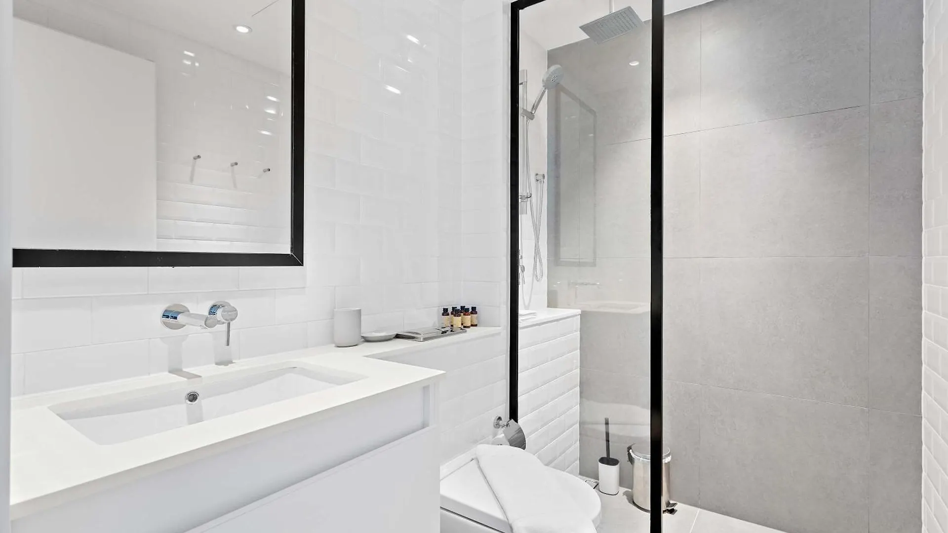 Silkhaus Chic Studio In Pixel Tower With Private Beach Αμπού Ντάμπι